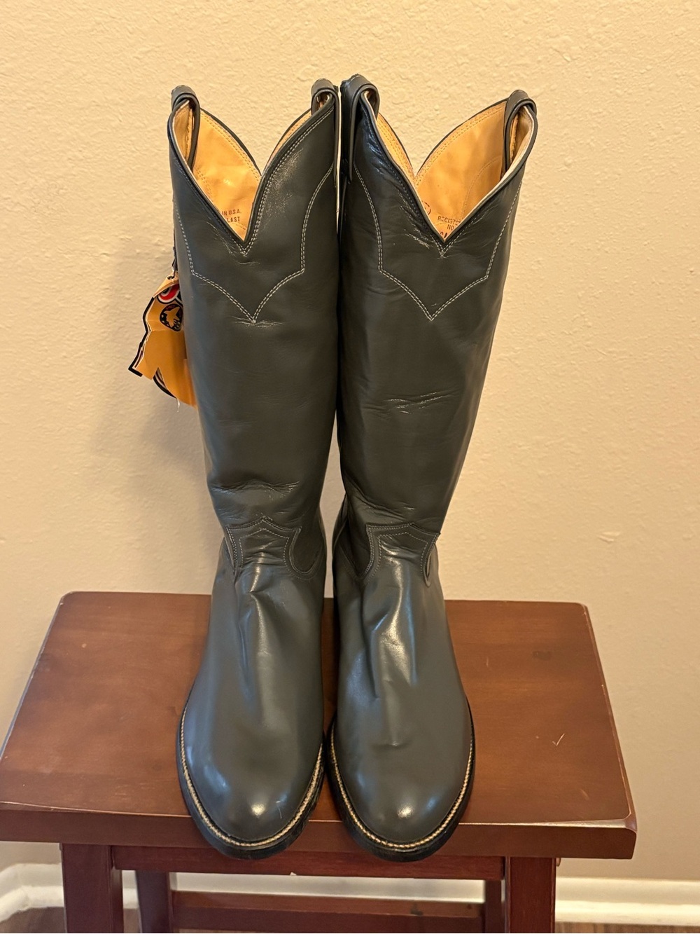 Justin Boots Men’s Tall Shaft Leather Western/ Riding Boots 10.5 D (NWT)